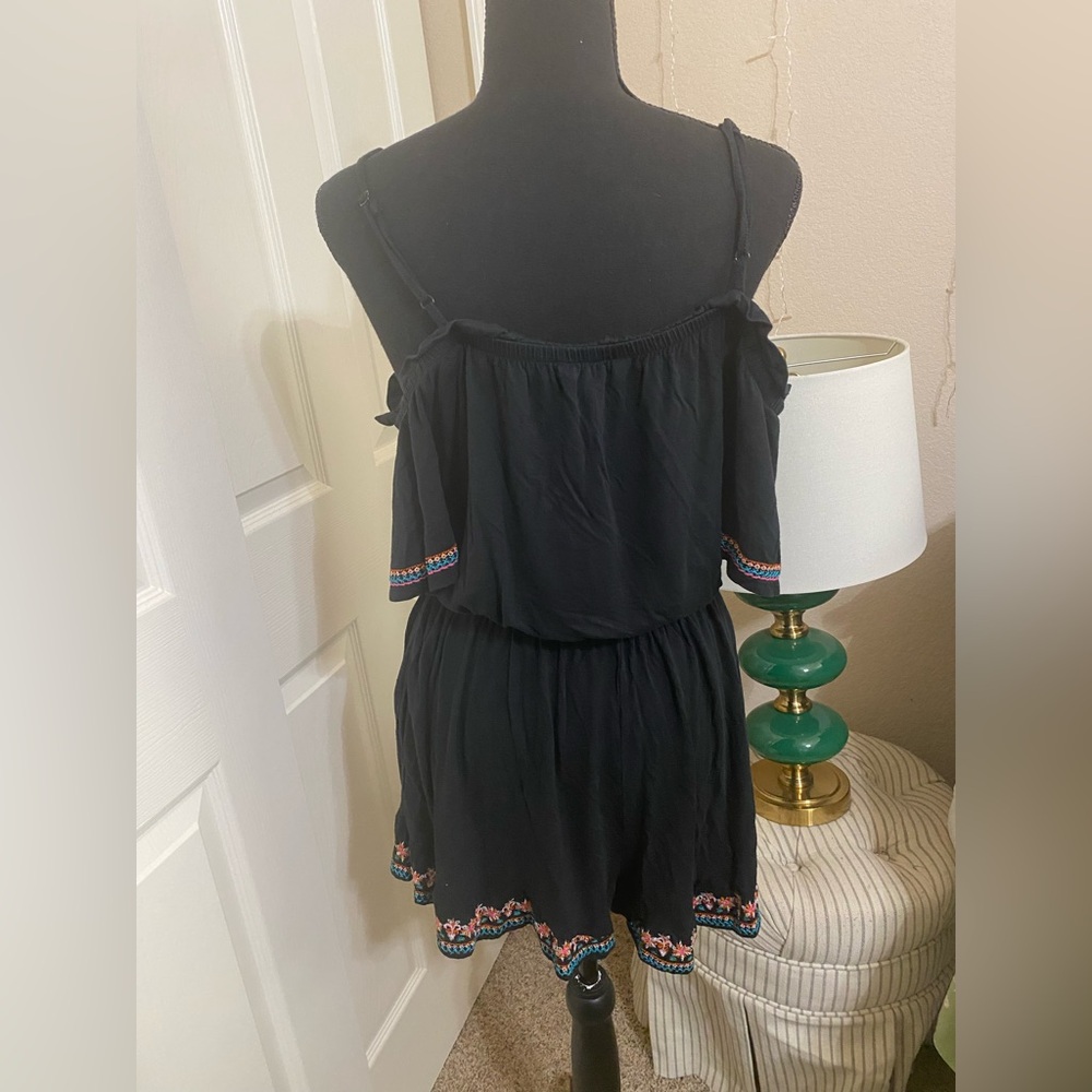 American Eagle AEO Boho Embroidered Floral Soft Knit Romper - Picture 4 of 6